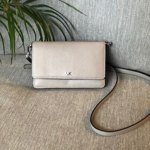 Michael Kors Phone Crossbody Bag